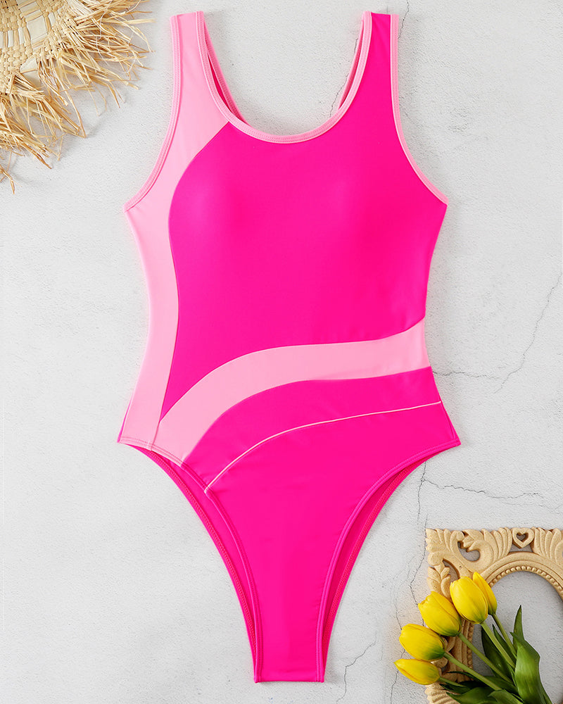 Maillot de bain une pièce tendance aux couleurs contrastées