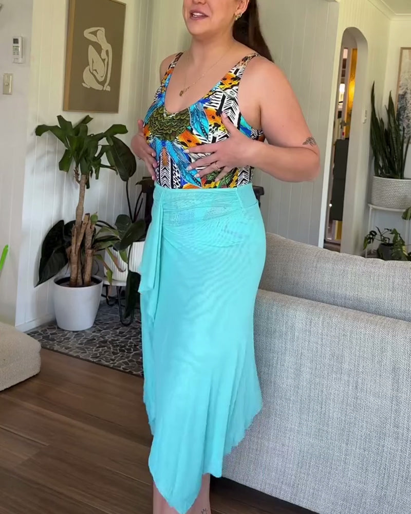 Ensemble de maillot de bain une pièce imprimé à bretelles et sarong pour femme