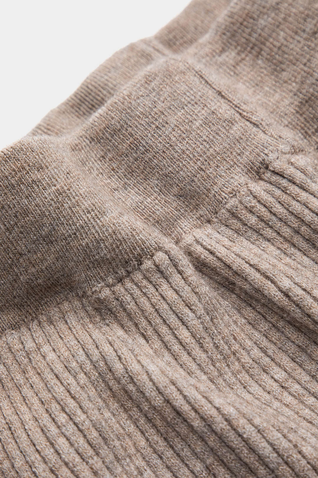 De Paris™ | Ensemble Tricot : Haut Boutonné à Col V et Pantalon