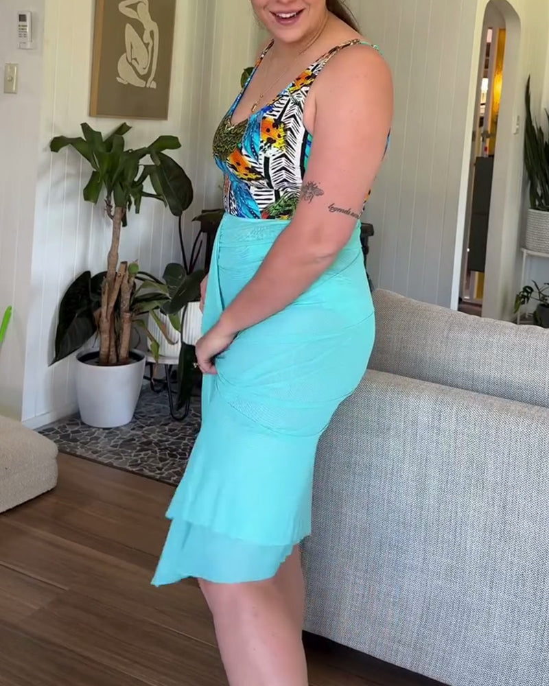 Ensemble de maillot de bain une pièce imprimé à bretelles et sarong pour femme