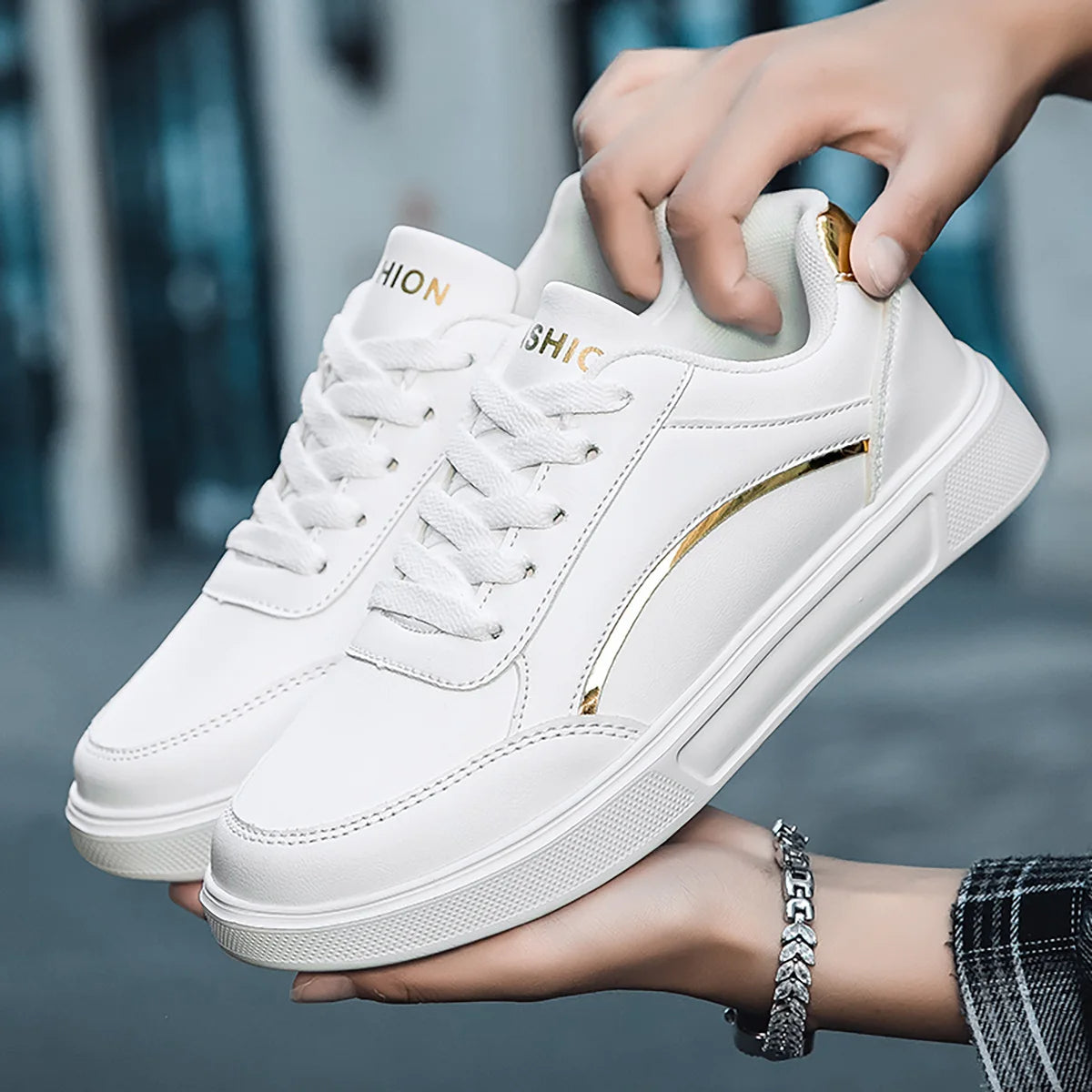 De Paris™ |Bling Move Sneakers