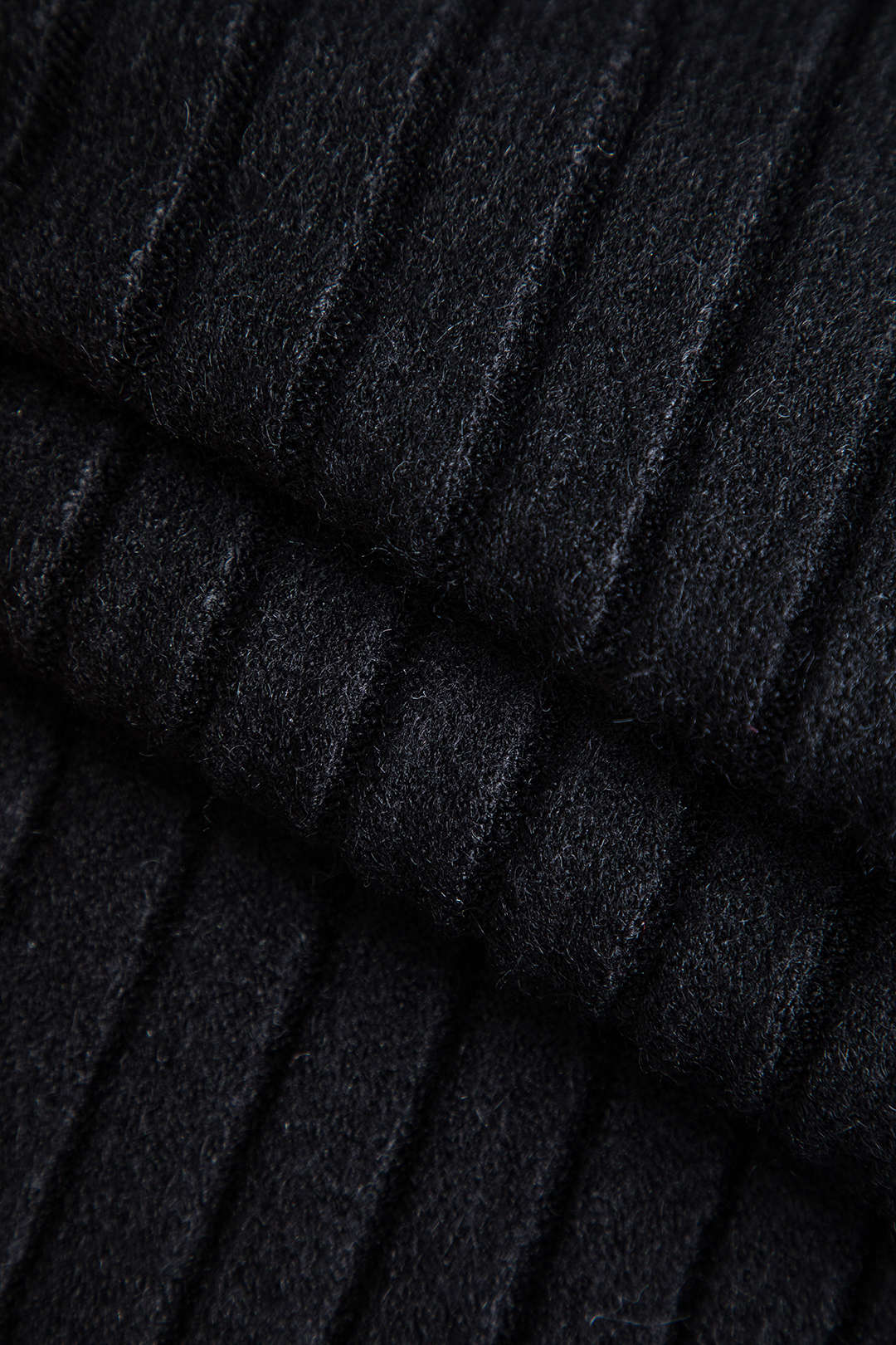 De Paris™ | Ensemble : Cardigan à Col V et Robe Slip