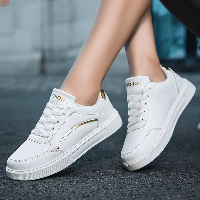 De Paris™ |Bling Move Sneakers