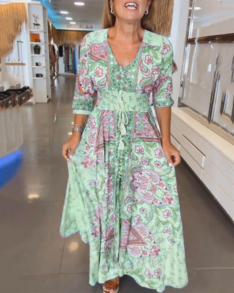 De Paris™ | Robe de vacances à col en V et manches 3/4