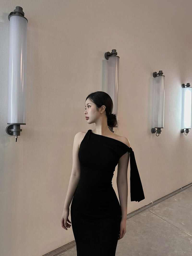 De Paris™ | Robe longue nouée Kylie