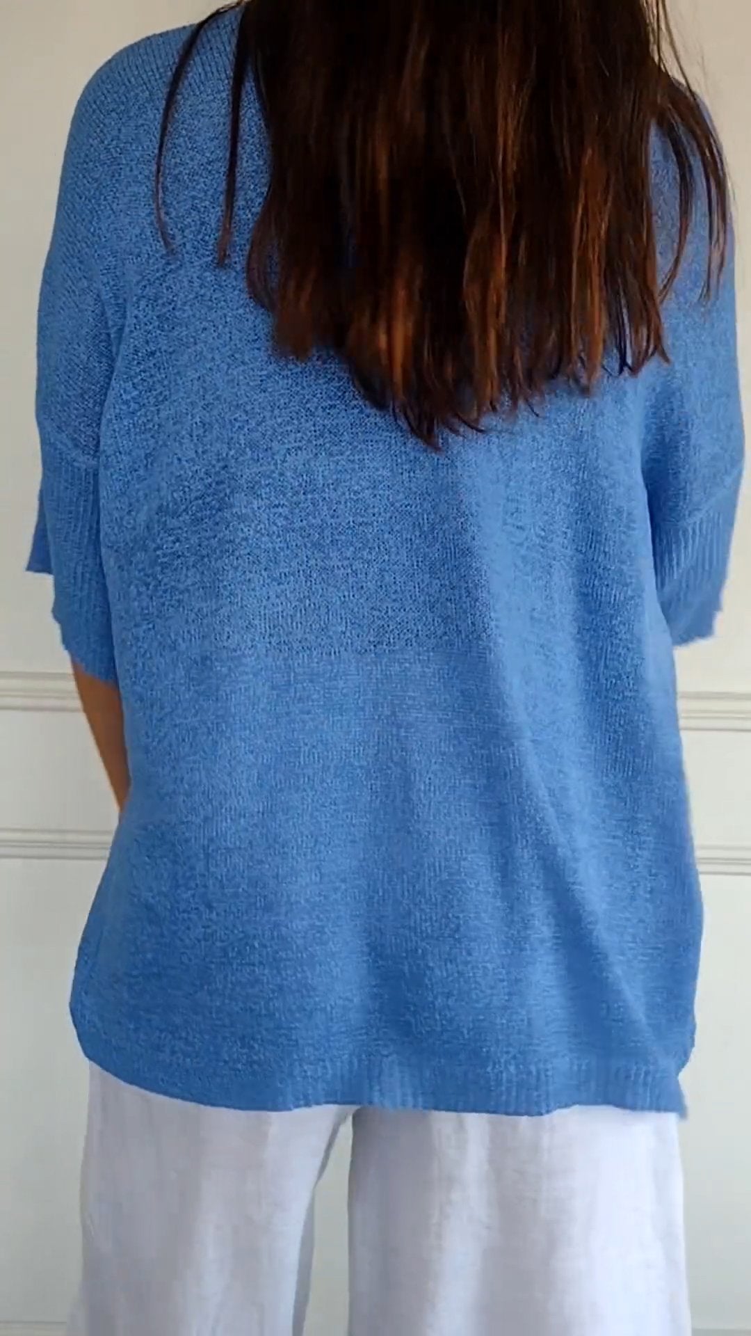 De Paris™  | Top en maille à col en V