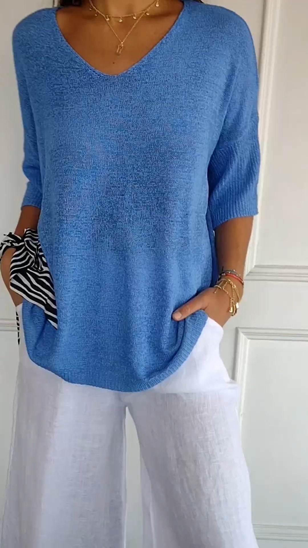 De Paris™  | Top en maille à col en V